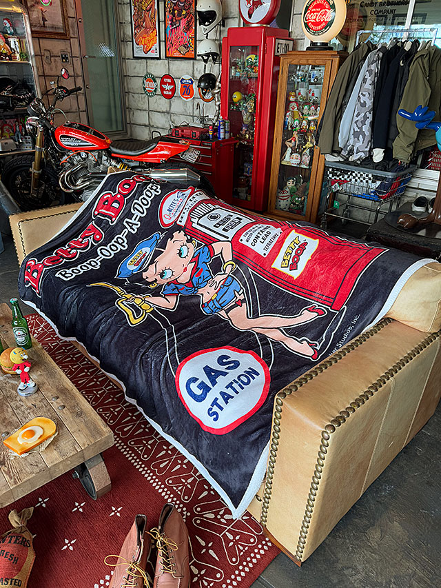 ベティ・ブープ　フリースブランケット　大判　Lサイズ　150cm×200cm　（ガススタ） | 
