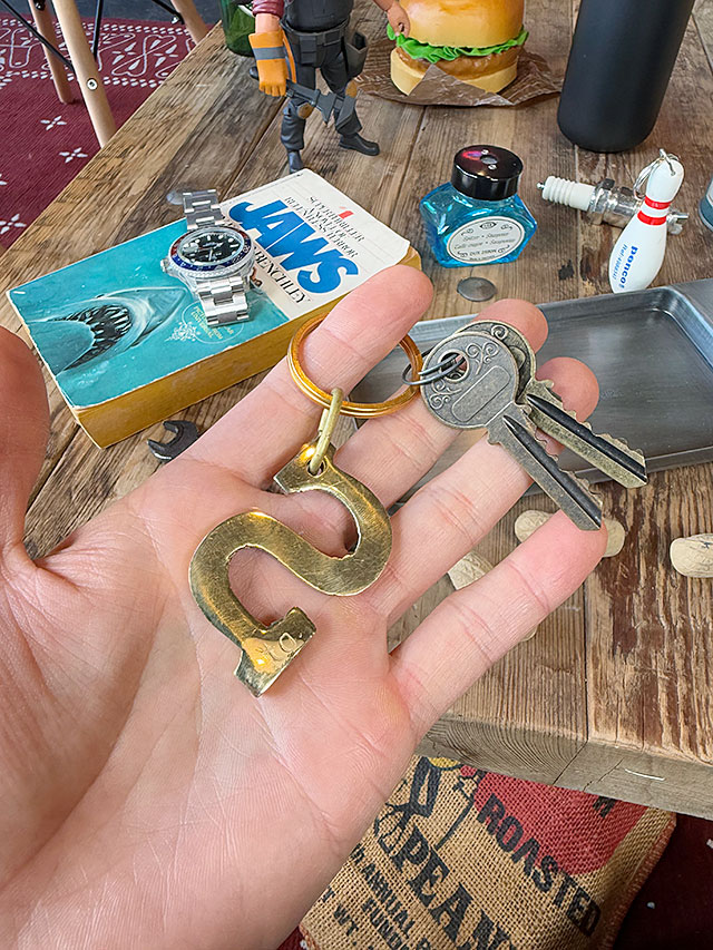 ブラス　イニシャルレター　キーホルダー　（S） ■ アメリカン雑貨 アメリカ雑貨 |  | 04