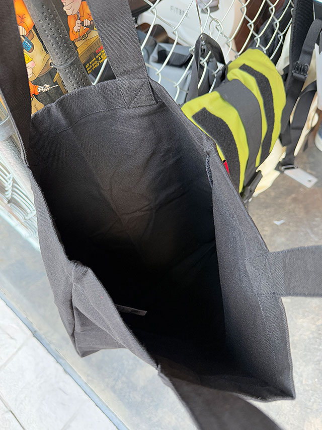 Netflixドラマ　ストレンジャーシングス　タイトルロゴ　オフィシャル　トートバッグ ■ アメリカン雑貨 アメリカ雑貨 |  | 06