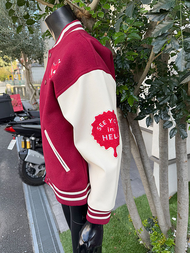 映画 チャイルドプレイ チャッキー スタジャン Lサイズのみの展開 ユニ