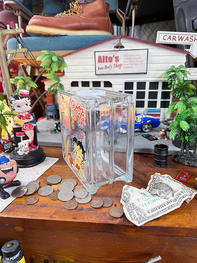 キャラクターアド ガラスブロックバンク (ベティ・ブープ キャラクターアド ガラスブロックバンク (ベティ・ブープ