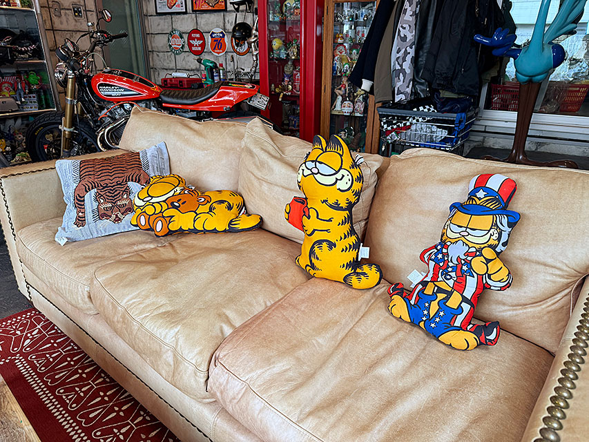 ポストジェネラル　チベタン　タイガー　クッション ■ アメリカン雑貨 アメリカ雑貨 |  | 06