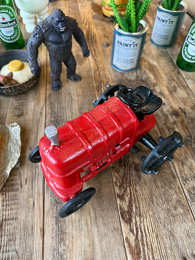 赤いレトロなトラクター キャストアイアン オブジェ □ アメリカン雑貨