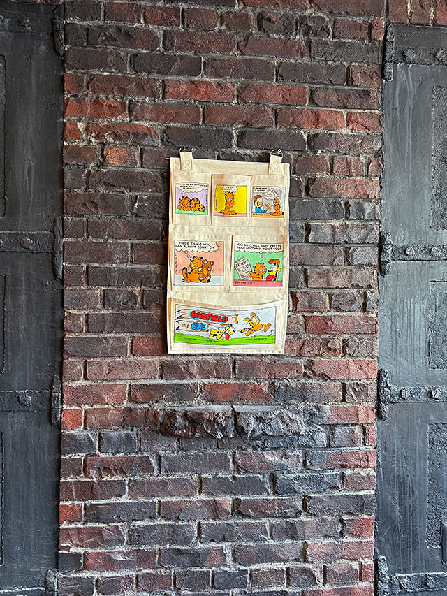 ガーフィールド　ウォールポケット　（ナチュラル） ■ アメリカン雑貨 アメリカ雑貨 |  | 03