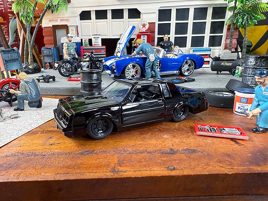 Jada　映画　ワイルドスピード　ダイキャストミニカー　1/32スケール　（ドム　ビュイック　グランドナショナル） |  | 03