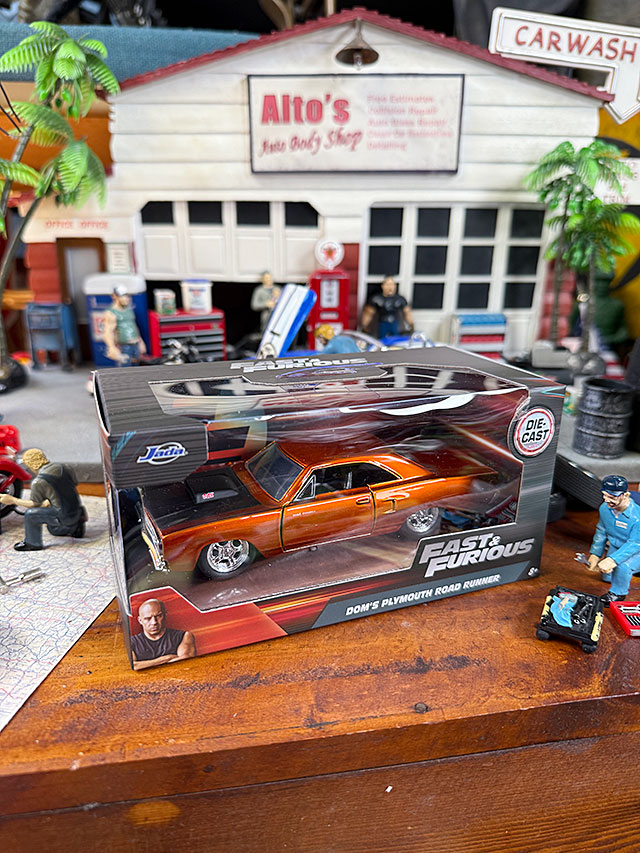 Jada　映画　ワイルドスピード　ダイキャストミニカー　1/32スケール　（ドム　1970年　プリムス　ロードランナー） |  | 07