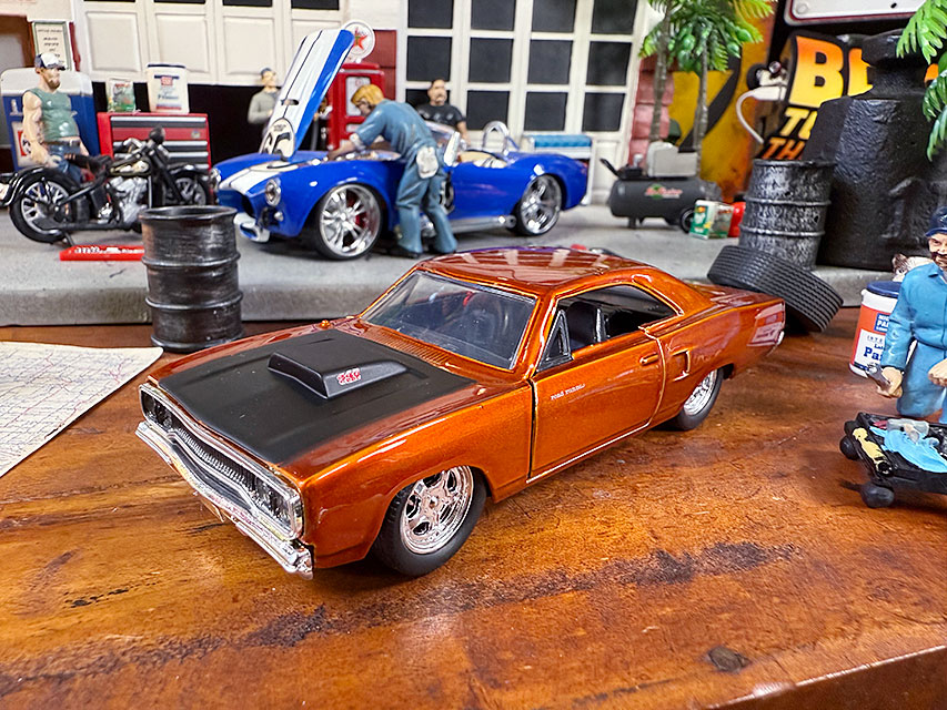 Jada　映画　ワイルドスピード　ダイキャストミニカー　1/32スケール　（ドム　1970年　プリムス　ロードランナー） | 