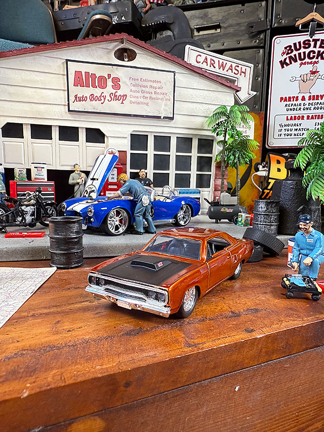 Jada　映画　ワイルドスピード　ダイキャストミニカー　1/32スケール　（ドム　1970年　プリムス　ロードランナー） |  | 06