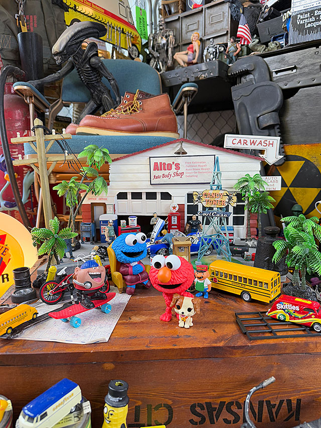 ファンコポップ　セサミストリート　エルモ　＆　タンゴ　フィギュア　FUNKO POP! ■ アメリカン雑貨 アメリカ雑貨 |  | 02