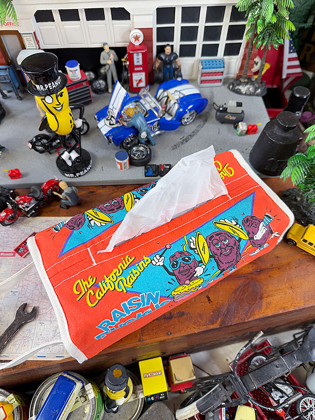 カリフォルニアレーズン　ティッシュカバー ■ アメリカン雑貨 アメリカ雑貨 |  | 01