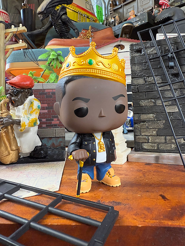ファンコポップ　ノトーリアス B.I.G. with CROWN　フィギュア　ビギー・スモールズ ■ アメリカン雑貨 アメリカ雑貨 |  | 04