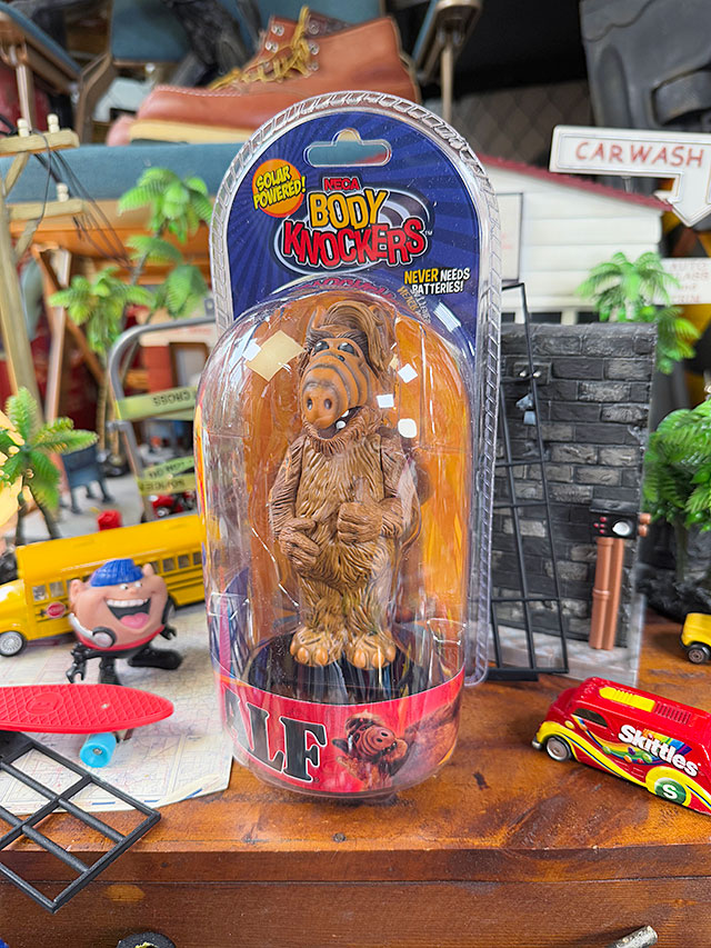 NECA　アルフ　ボディノッカー　太陽光でユラユラゆれる ■ アメリカ雑貨 アメリカン雑貨 |  | 07