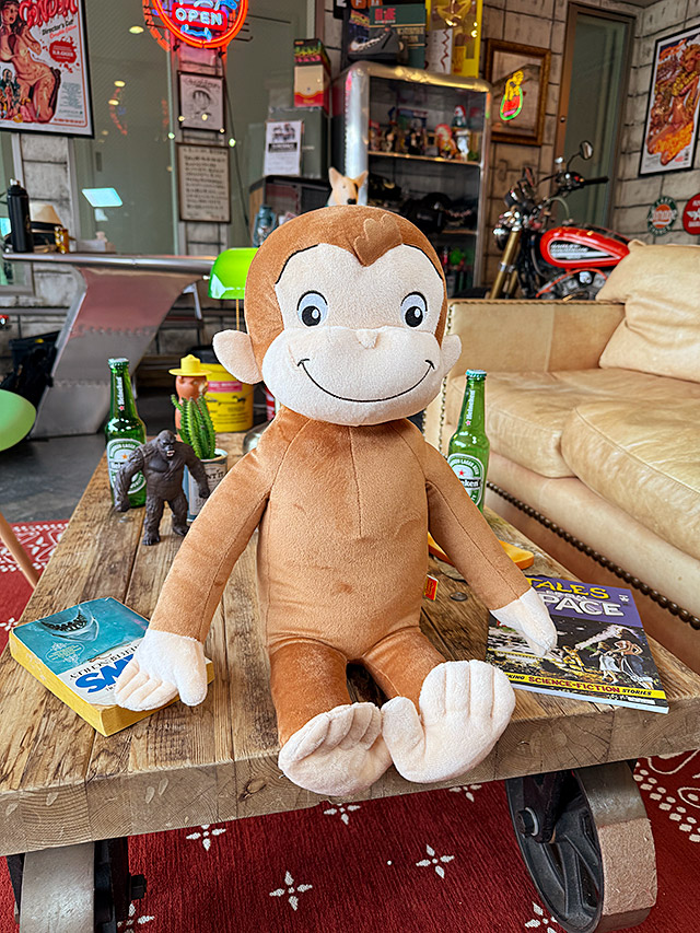 おさるのジョージ　BIGな50cm　ぬいぐるみ ■ アメリカン雑貨 アメリカ雑貨 |  | 04
