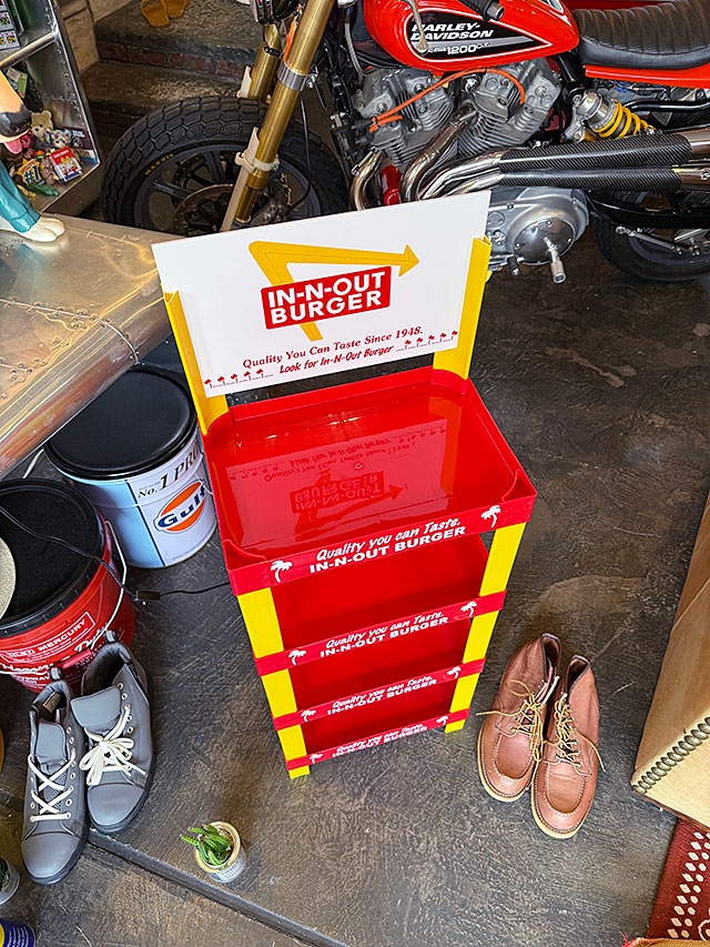 アドバタイジング ストアディスプレイ 4段ラック （インナウト