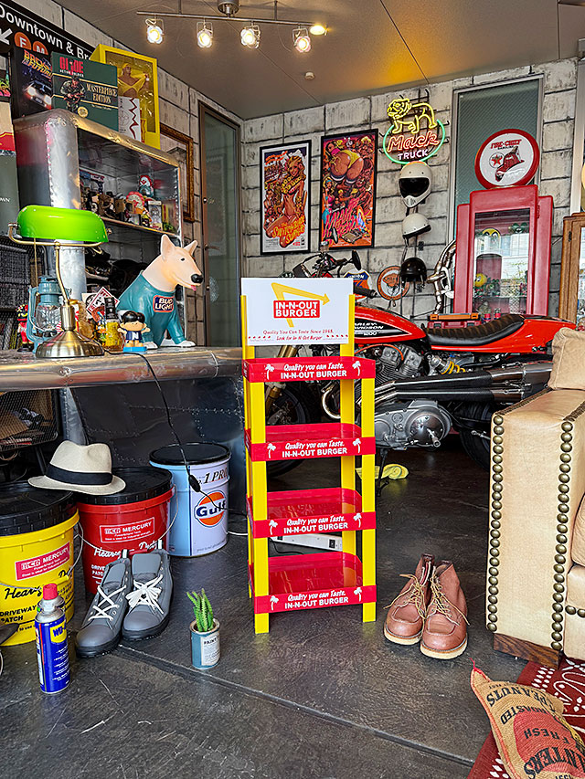 アドバタイジング ストアディスプレイ 4段ラック （インナウト