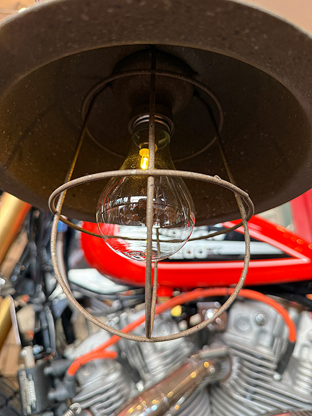 ウェアハウス　ハンギングライト　LED　（単三電池式） ■ アメリカン雑貨 アメリカ雑貨 爆買 |  | 02