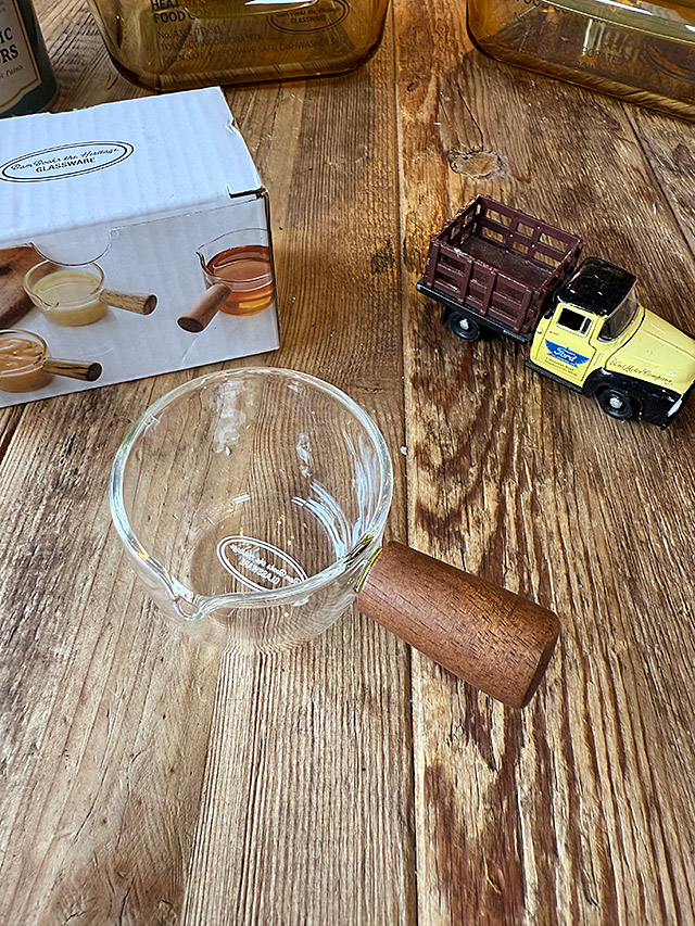 ウッデンハンドル　ピッチャー　耐熱ガラス製　ミニピッチャー ■ アメリカン雑貨 アメリカ雑貨 |  | 02