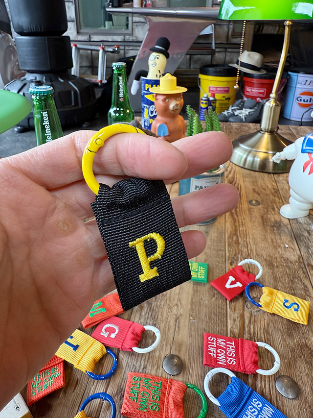 カレッジ　イニシャルレター　タグ　（P）　キーホルダー ■ アメリカン雑貨 アメリカ雑貨 |  | 02