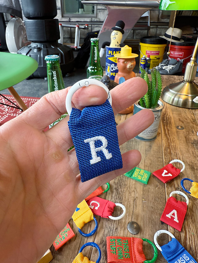 カレッジ　イニシャルレター　タグ　（R）　キーホルダー ■ アメリカン雑貨 アメリカ雑貨 |  | 02