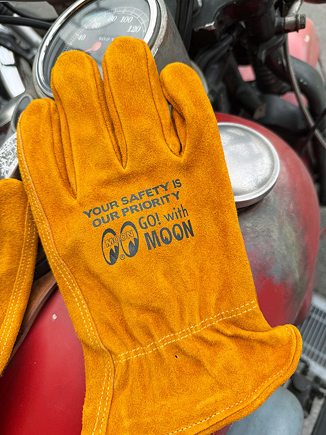 ムーンアイズ　レザーワークグローブ　（ブラウン）　牛革　フリーサイズ |  | 01