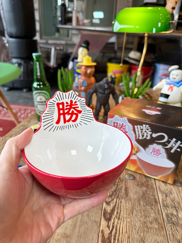 勝つ丼　どんぶり鉢　縁起モノ ■ アメリカン雑貨 アメリカ雑貨 |  | 03