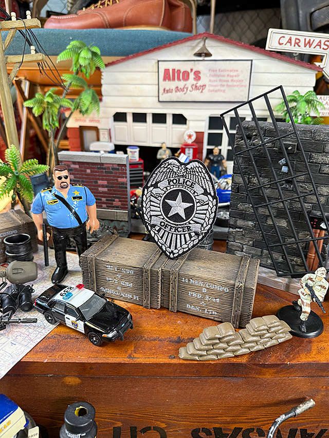 アメリカンポリス　ワッペン　（ポリスバッジ/シルバー） ■ アメリカン雑貨 アメリカ雑貨 　 爆買 |  | 01