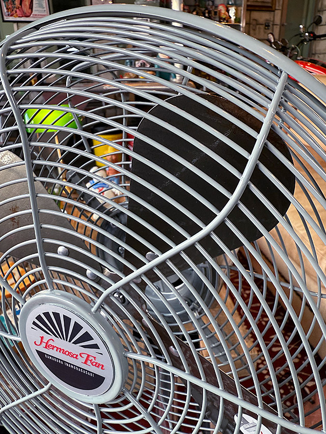 扇風機　ハモサ　レトロファン　フロア　（サックス）　HERMOSA RETORO FAN FLOOR　首振り　風量3段階　省エネ　サーキュレーター |  | 03