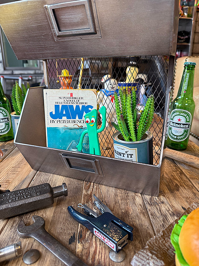 インダストリアル　メタルウォールラック　2段タイプ　壁掛け収納　レターラック ■ アメリカン雑貨 アメリカ雑貨 |  | 03