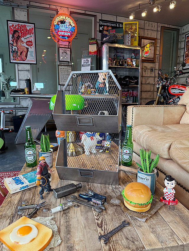 インダストリアル　メタルウォールラック　2段タイプ　壁掛け収納　レターラック ■ アメリカン雑貨 アメリカ雑貨 |  | 08