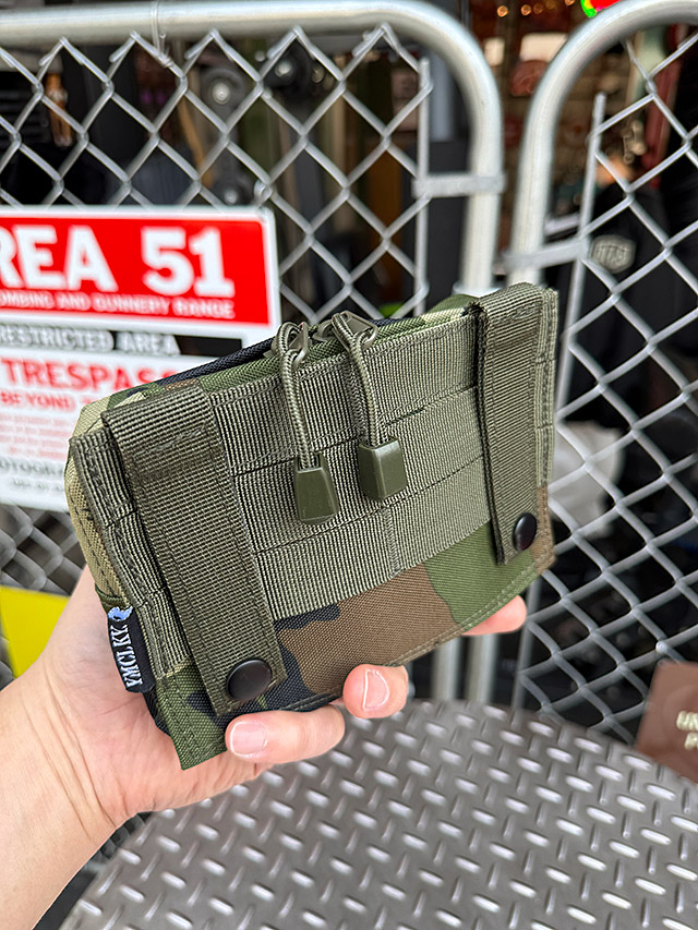 ミリタリー　モールポーチ　B-5901　（ウッドランド/カモフラ） ■ アメリカン雑貨 アメリカ雑貨 |  | 01