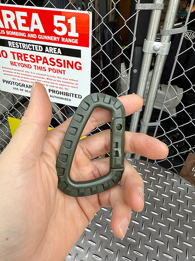 ミリタリー　U.S.タイプ　カラビナフック　Dリング　（オリーブ）　単品 ■ アメリカン雑貨 アメリカ雑貨 | 