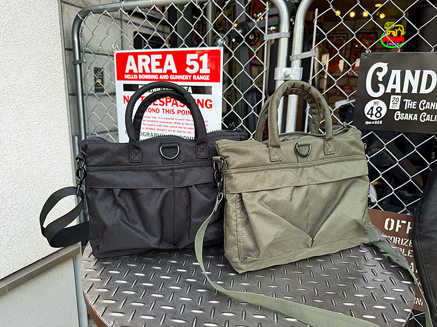米軍タイプ　ミニ　ヘルメットバッグ　（ブラック）　2WAYバッグ　ショルダーストラップ付き　トートバッグ |  | 09