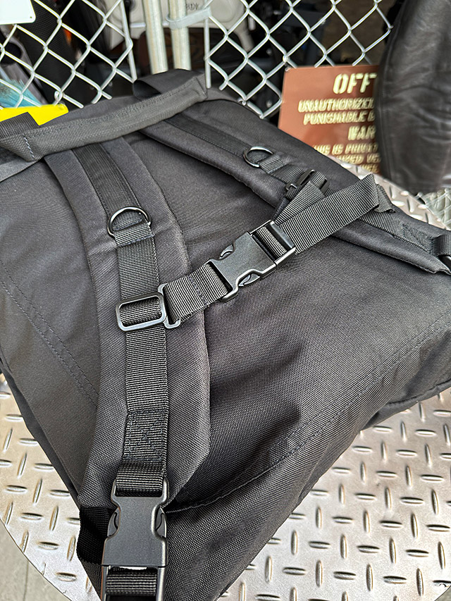 ミリタリー　U.S.タイプ　3WAYヘルメットバッグ　（ブラック）　トート＆リュック＆ショルダー ■ アメリカン雑貨 アメリカ雑貨 |  | 05