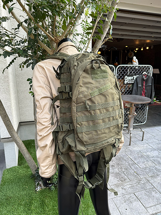 米軍タイプ　A-3　ミリタリー　バックパック　40L　（オリーブ）　U.S.タイプ　リュック ■ アメリカン雑貨 アメリカ雑貨 |  | 12