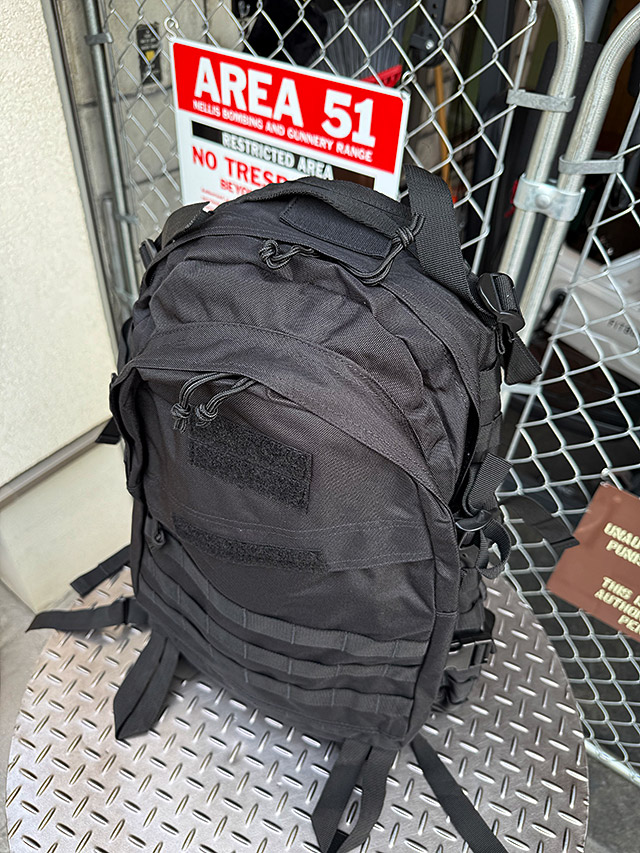 米軍タイプ　A-3　ミリタリー　バックパック　40L　（ブラック）　U.S.タイプ　リュック ■ アメリカン雑貨 アメリカ雑貨 |  | 01