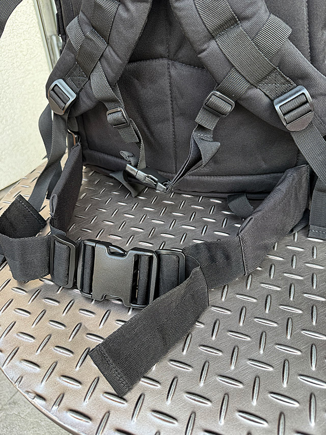 米軍タイプ　A-3　ミリタリー　バックパック　40L　（ブラック）　U.S.タイプ　リュック ■ アメリカン雑貨 アメリカ雑貨 |  | 06