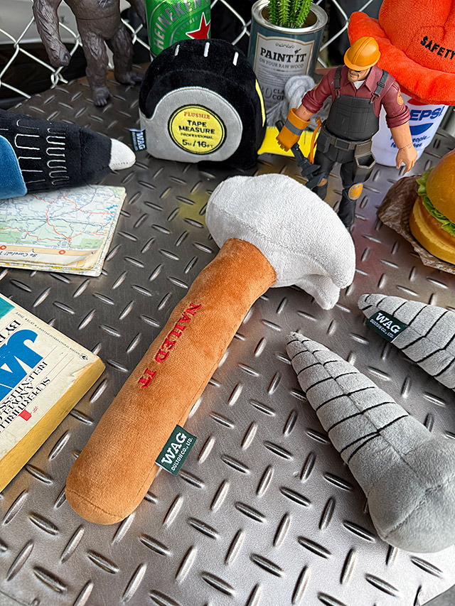 新品 プラッシュトイ ダルトン ハンマー ぬいぐるみ ペット用品 WAG DULTON ONLINE SHOP | PLUSH TOY HAMMER(HAMMER): ハウスウェア