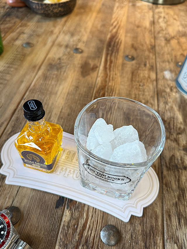 ダルトン　香りを楽しむ　オン・ザ・ロックス・ディフューザー　（ウルフムーンの香り）　ルームフレグランス | DULTON | 01