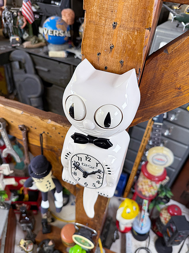 キットキャット　クロック　（ホワイトジェントルマン）　　MADE IN U.S.A. ■ アメリカン雑貨 アメリカ雑貨 |  | 01