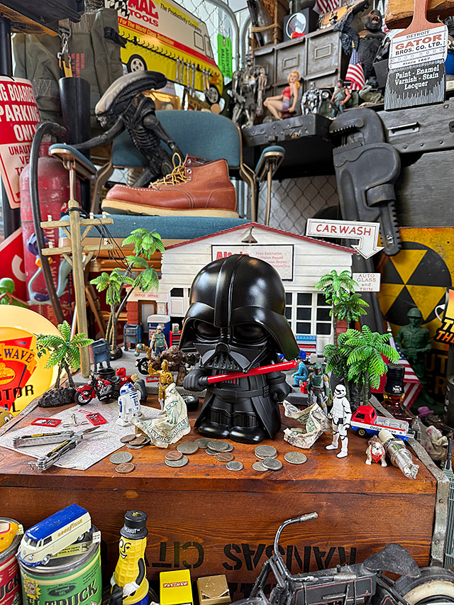 スターウォーズ ダースベイダー PVCバンク 貯金箱 フィギュア