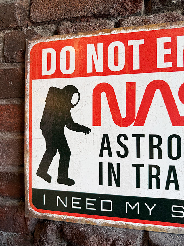 NASA　立入禁止　警告サイン　ブリキ看板 ■ アメリカン雑貨 アメリカ雑貨 |  | 01