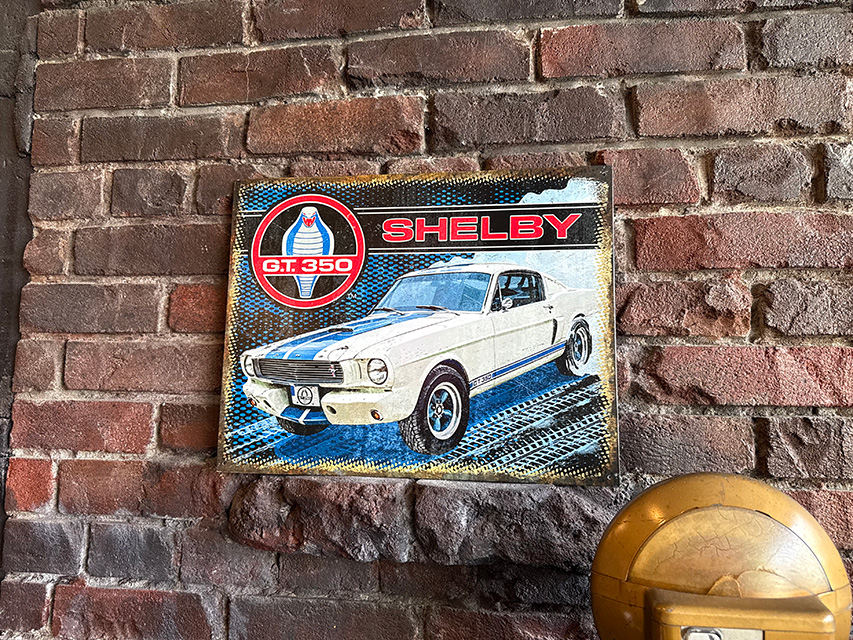 シェルビーGT350　ブリキ看板　キャロル・シェルビー ■ アメリカン雑貨 アメリカ雑貨 |  | 05