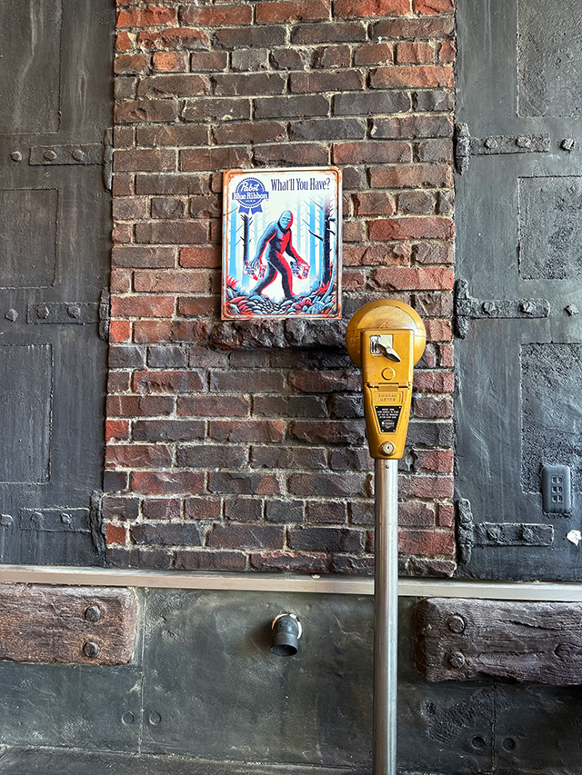 パブスト・ブルーリボン　ビッグフット　ブリキ看板 ■ アメリカン雑貨 アメリカ雑貨 |  | 03