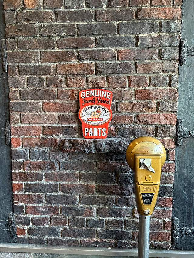 バステッドナックルガレージ ブリキ看板 （ジャンクヤードパーツ