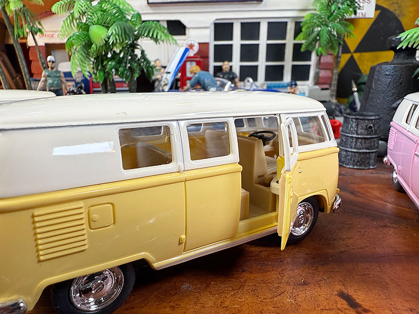 1962年 フォルクス・ワーゲン ワーゲンバス ミニカー 1/32スケール （4