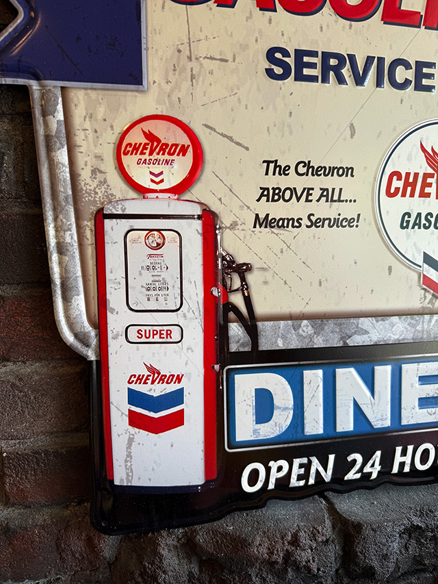 シェブロン　ロードサイドダイナー　エンボスティンサイン　ブリキ看板 ■ アメリカン雑貨 アメリカ雑貨 |  | 02
