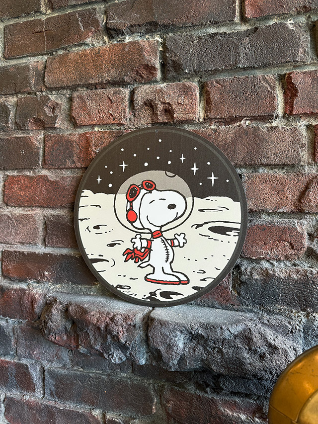 アストロノーツ　スヌーピー　ラウンド型　メタルサイン　NASA ■ アメリカン雑貨 アメリカ雑貨 |  | 02