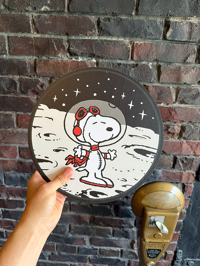 アストロノーツ　スヌーピー　ラウンド型　メタルサイン　NASA ■ アメリカン雑貨 アメリカ雑貨 |  | 03