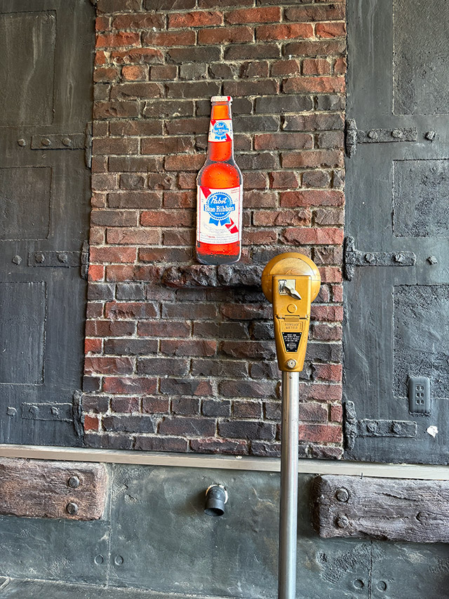 パブスト　ブルーリボン　ビアボトル　エンボス　ティンサイン　ブリキ看板 ■ アメリカン雑貨 アメリカ雑貨 |  | 04