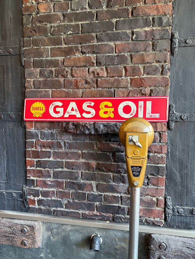 シェル　ガス＆オイル　エンボス　ティンサイン　ブリキ看板 ■ アメリカン雑貨 アメリカ雑貨 |  | 03